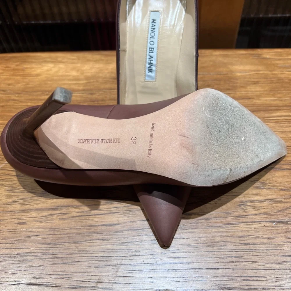 Dark brown leather, 4” wood stacked heel. - Picture 6 of 6